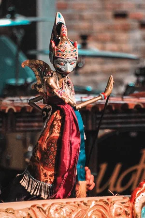 Постер: Wayang Golek: Performing Arts of Sunda [West Java]