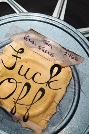 Постер: Tom Fugle Fuck Off