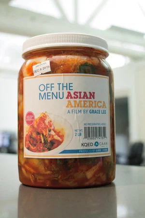 Постер: Off the Menu: Asian America