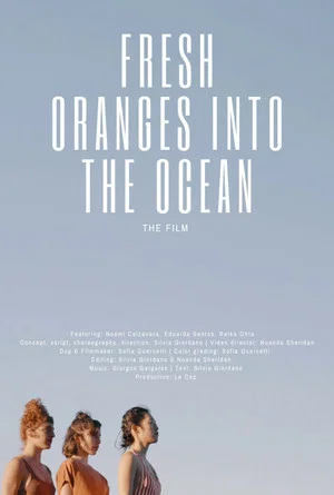 Постер: Fresh oranges into the ocean