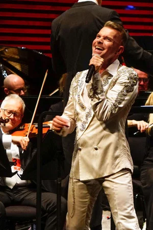 Постер: Paul Oscar with the Icelandic Symphony Orchestra