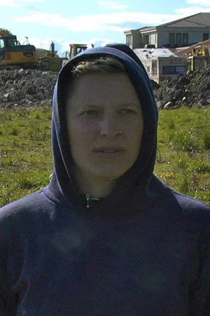 Постер: Hands In the Dirt
