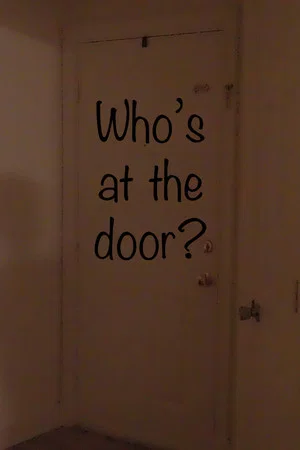 Постер: Who's at the Door?