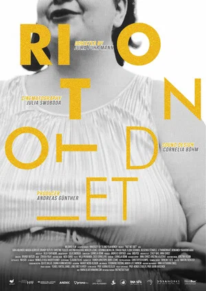 Постер: Riot Not Diet