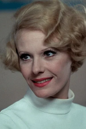Постер: Portrait of Actress Delphine Seyrig