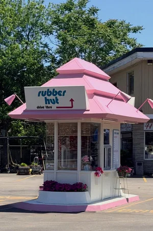 Постер: Rubber Hut