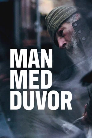 Постер: Man with Doves