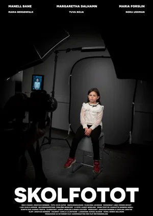 Постер: The School Photo