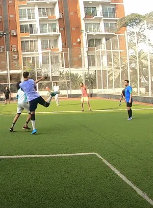 Постер: Weekly Football - Match Highlights | 2 Feb
