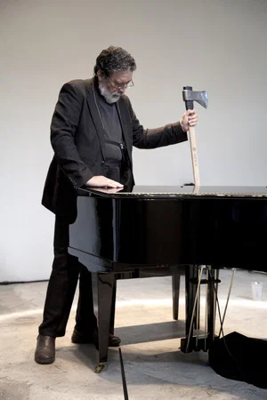 Постер: Piano Destruction Concert: Dada con Mama