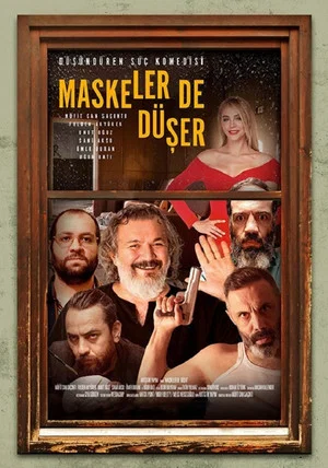 Постер: Maskeler De Düşer