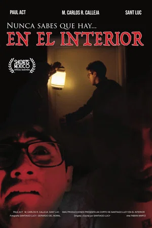 Постер: En El Interior