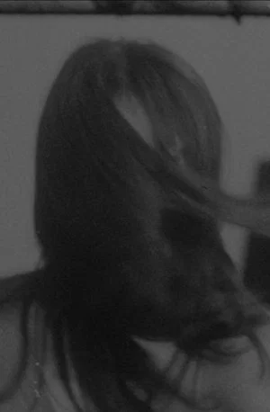 Постер: Hold Me