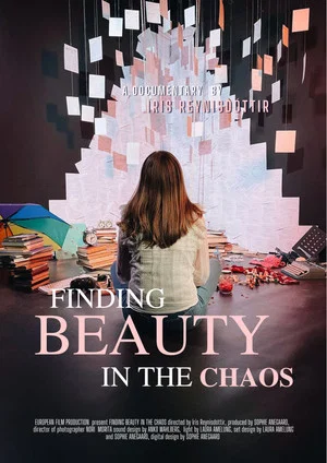 Постер: Finding Beauty in The Chaos