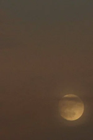 Постер: Two Moons