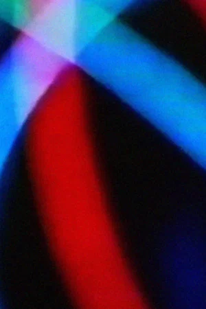 Постер: A Neon Crescent