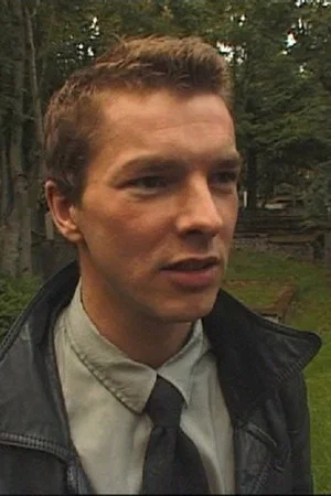 Постер: A Kingly Smile